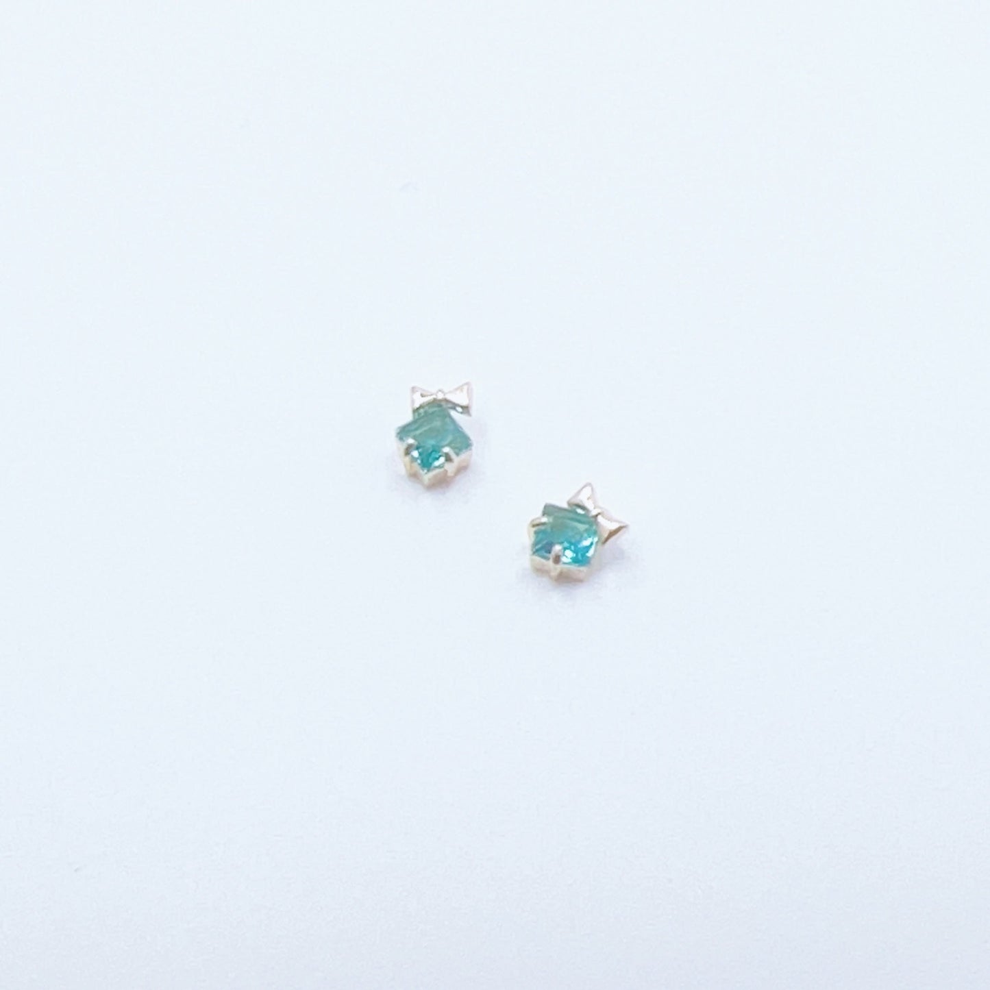 Charms / Zircons #135